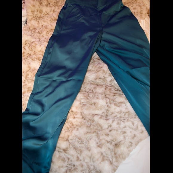 Rachel Zoe silk pants and top matching set - Picture 4 of 6